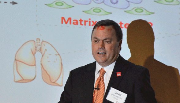 David Lyden, PhD MD ’89, the Stavros S. Niarchos Chair and Professor of Pediatrics and Cell and Developmental Biology at Weill Cornell Medical Center, delivered the Ruth B. Sauber Distinguished Alumni Lectureship. He spoke about cancer metastasis and the potential development of therapies that could block it. (credit: Caroline Gollub)